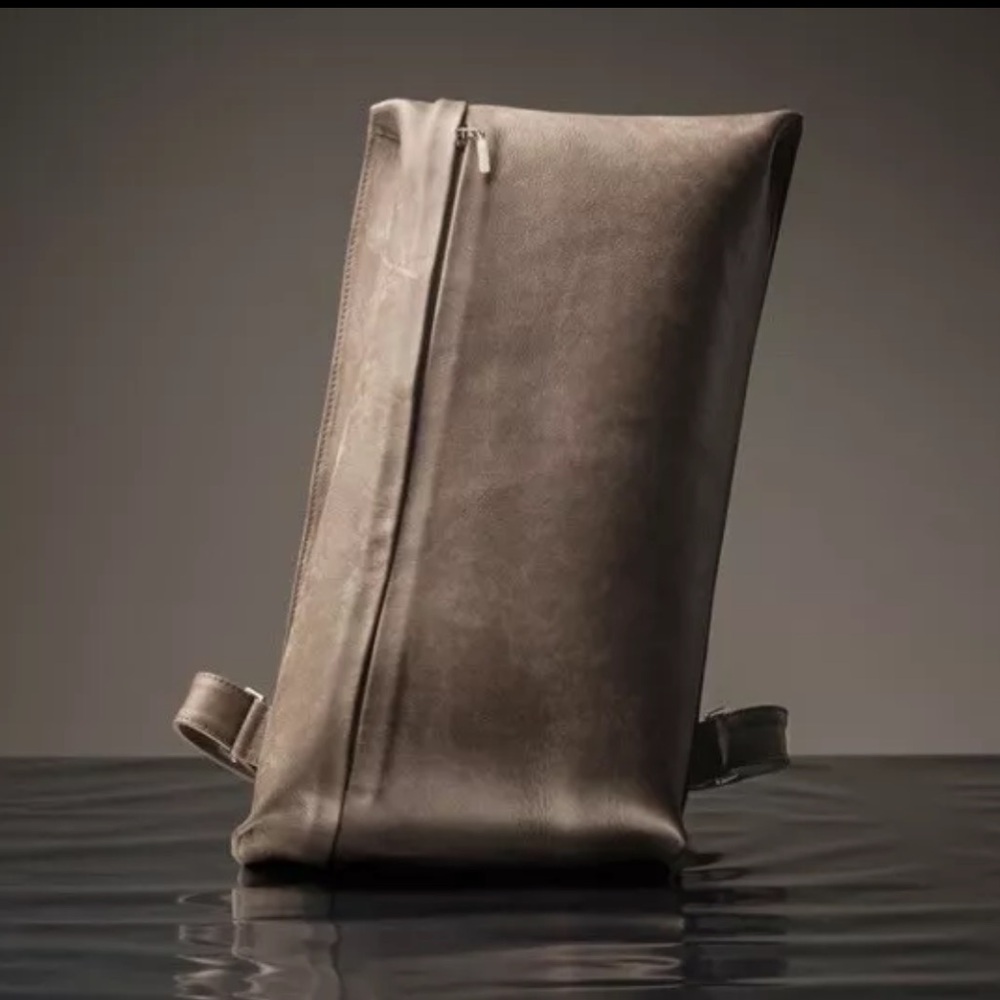 Airbag gr. - Leather Backpack by Olbrish b Black Made In Germany ￼